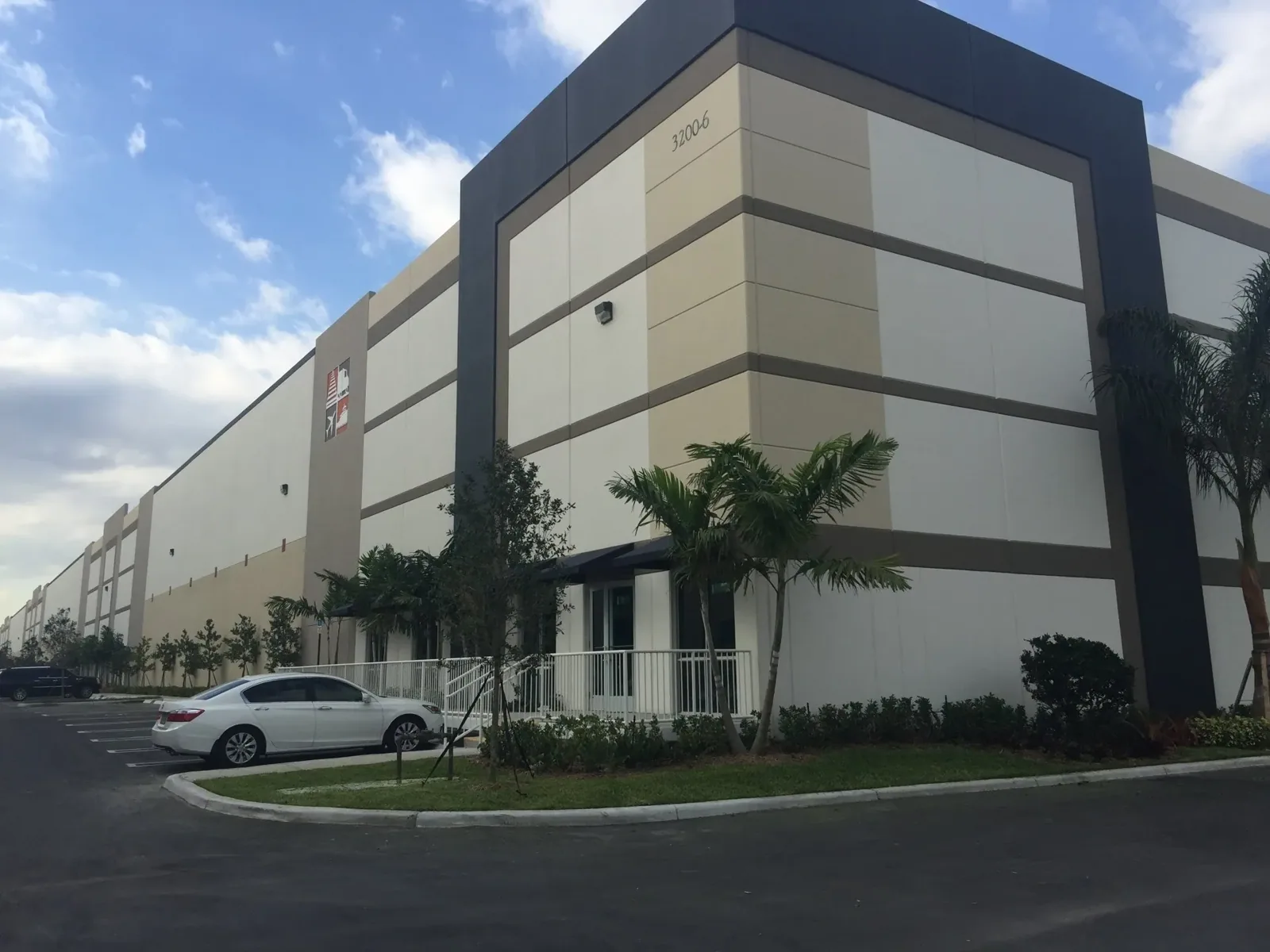 Commercial roofing in Glendale, AZ Commercial roofing in Glendale, AZ